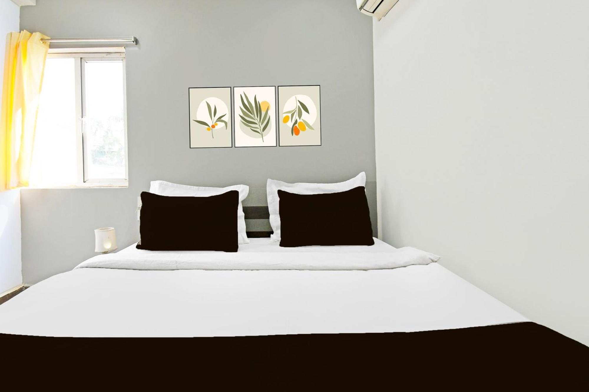 Hotel Super Townhouse Mancheswar Industrial Estate 3*