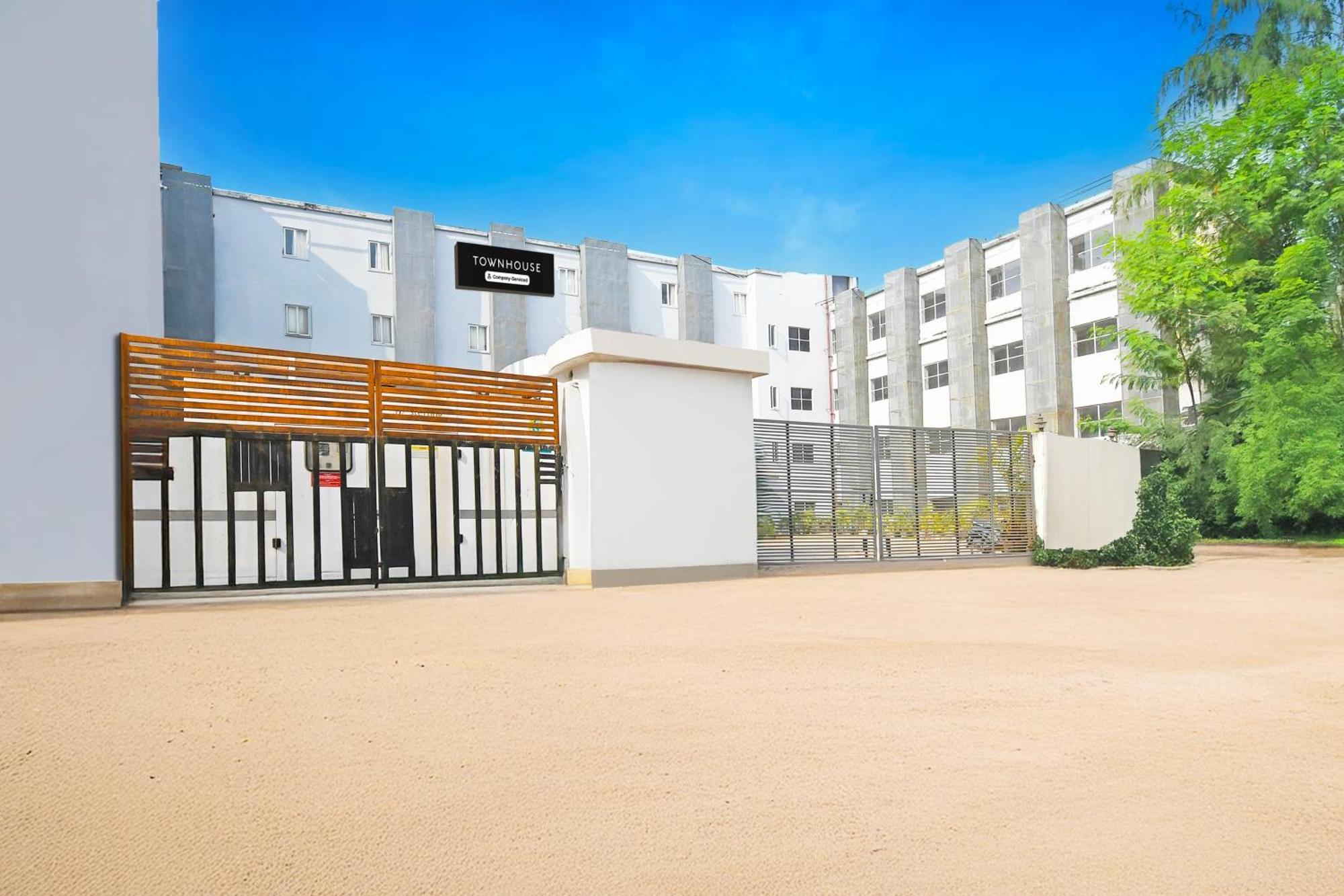Super Townhouse Mancheswar Industrial Estate